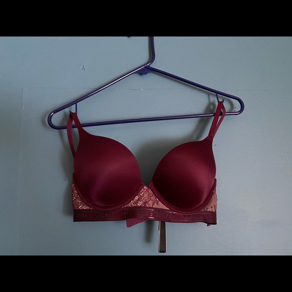 VICTORIA SECRET BOMBSHELL BRA